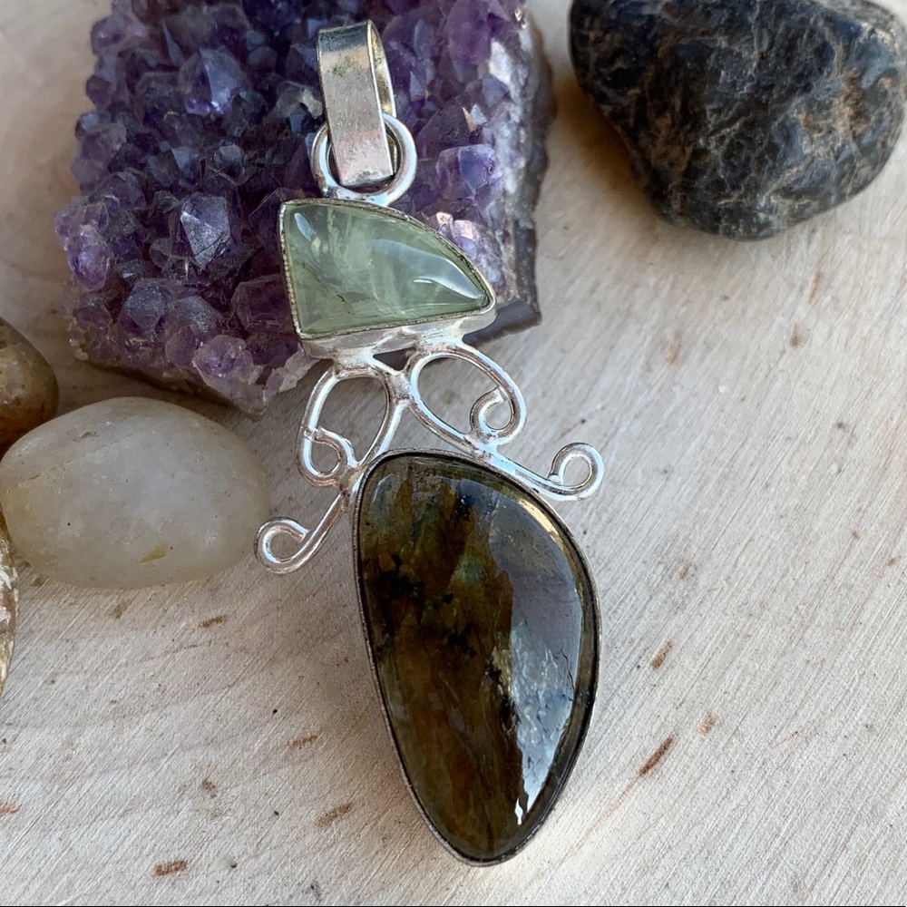 Labradorite 925 Sterling Silver Pendant